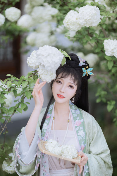 动漫少女束缚