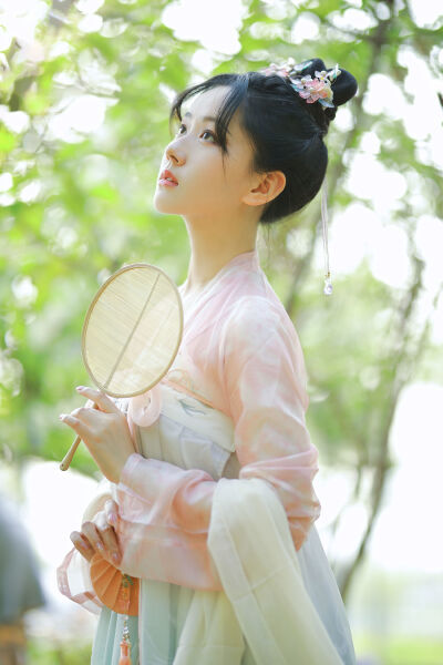野花社區(qū)www高清視頻