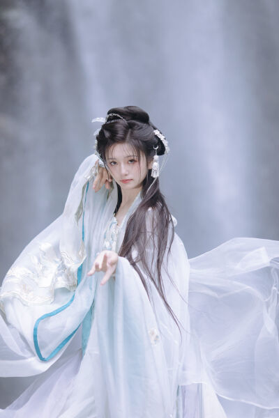嗜血妖姬之末日少女在线观看