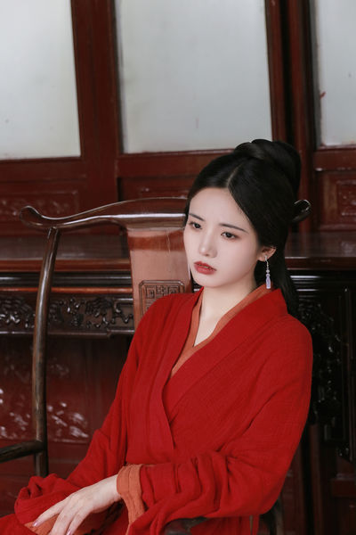 小泽艾莉丝