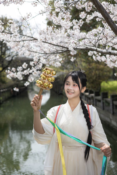 野花高清中文免费观看视频