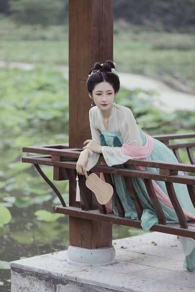 丁香花免费视频播放电视剧