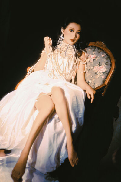 动漫美女操