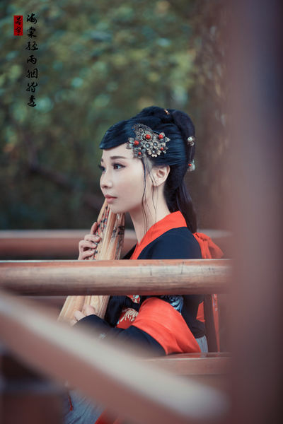 低头看我怎么弄你的视频